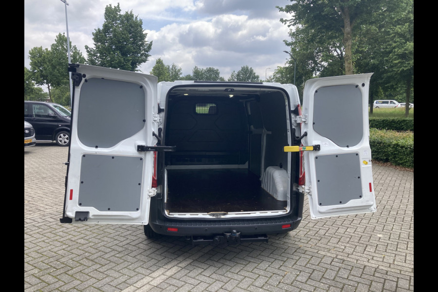 Ford Transit Custom 290 2.0 TDCI L2H1 Trend 130pk/96kW Automaat | 2x zijschuifdeur! | Trekhaak | Sidesteps | Houten vloer | Voorruitverwarming | etc. etc. AUTOMAAT!