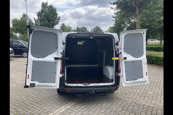 Ford Transit Custom 290 2.0 TDCI L2H1 Trend 130pk/96kW Automaat | 2x zijschuifdeur! | Trekhaak | Sidesteps | Houten vloer | Voorruitverwarming | etc. etc. AUTOMAAT!