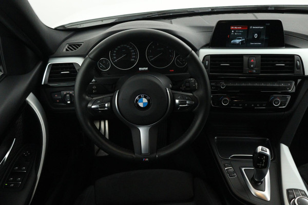 BMW 3 Serie Touring 318i Corporate Lease Executive Automaat (NAVIGATIE, CLIMA, LED, SPORTSTOELEN, 1e EIGENAAR, DEALER ONDERHOUEN)