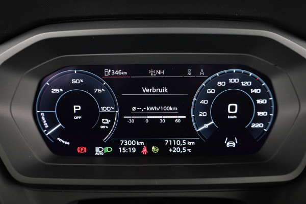 Audi Q4 e-tron 35 Launch edition Advanced Plus 170pk Navigatie | Parkeercamera | Keyless Entry |