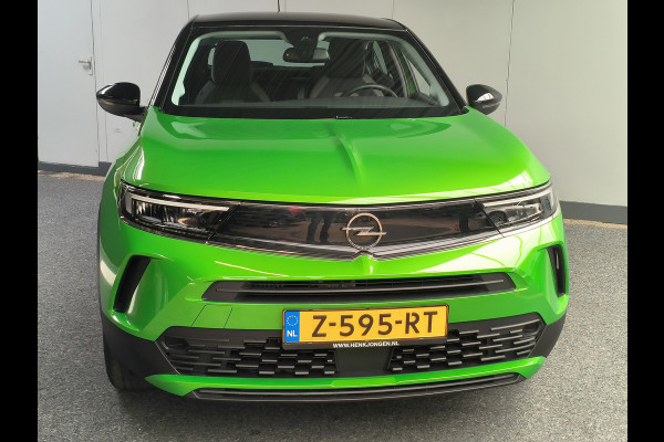 Opel Mokka 1.2 Turbo Edition AUTOMAAT uit 2022 Rijklaar + 12 maanden Bovag-garantie Henk Jongen Auto's in Helmond,  al 50 jaar service zoals 't hoort!