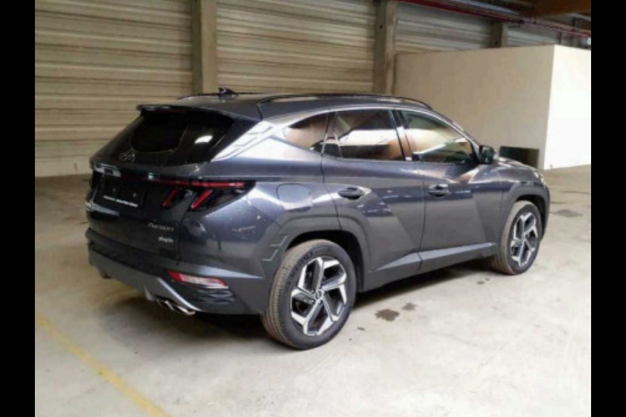 Hyundai Tucson 1.6 T-GDi Plug-in-Hybrid 4WD Trend Panodak