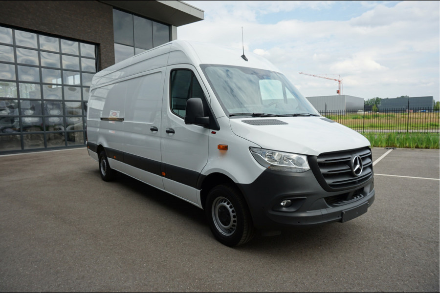 Mercedes-Benz Sprinter 315 CDI L3 H2 MBUX / 360 Camera / Navigatie / Cruise control / Airco / 270 Graden achterdeuren