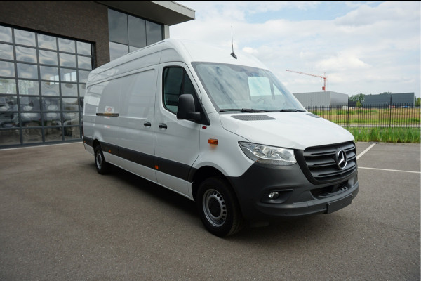 Mercedes-Benz Sprinter 315 CDI L3 H2 MBUX / 360 Camera / Navigatie / Cruise control / Airco / 270 Graden achterdeuren