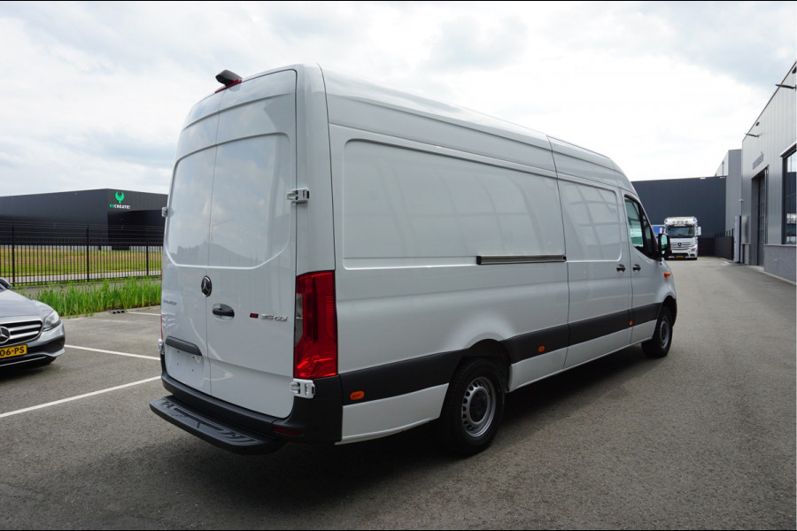 Mercedes-Benz Sprinter 315 CDI L3 H2 MBUX / 360 Camera / Navigatie / Cruise control / Airco / 270 Graden achterdeuren