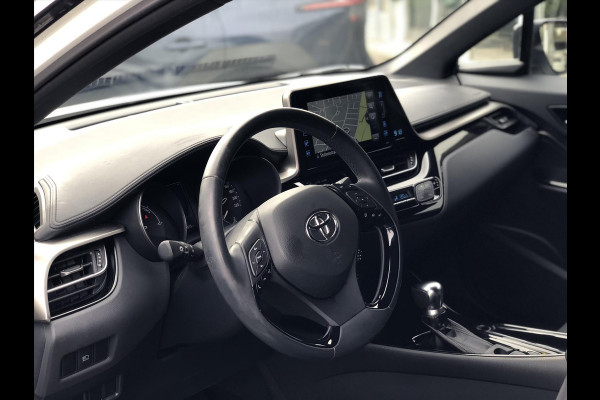 Toyota C-HR 1.8 Hybrid Bi-Tone | Trekhaak, Navigatie, Dodehoekherkenning, Stoelverwarming, 18 inch, Keyless, DAB