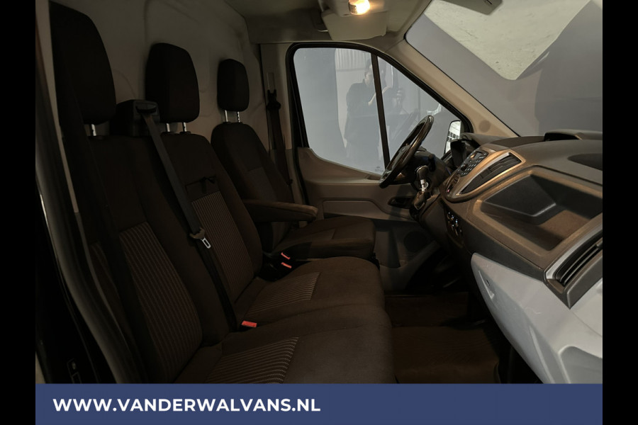 Ford Transit 2.0 TDCI L2H2 Euro6 Airco | Cruisecontrol | 2800kg Trekhaak | Verwarmde voorruit Parkeersensoren, Bijrijdersbank