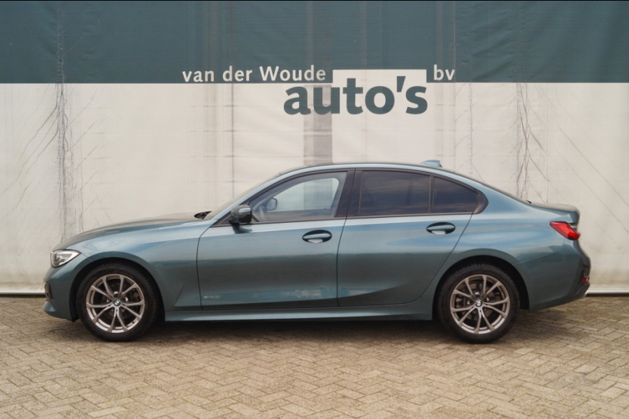 BMW 3-serie 316d Automaat Sportline Edition -LEER-LED-ECC-