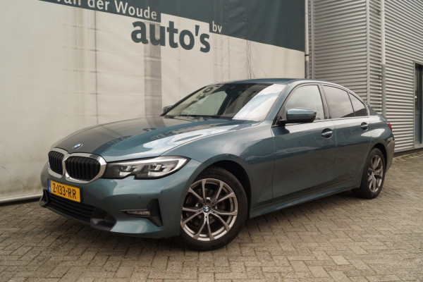 BMW 3-serie 316d Automaat Sportline Edition -LEER-LED-ECC-