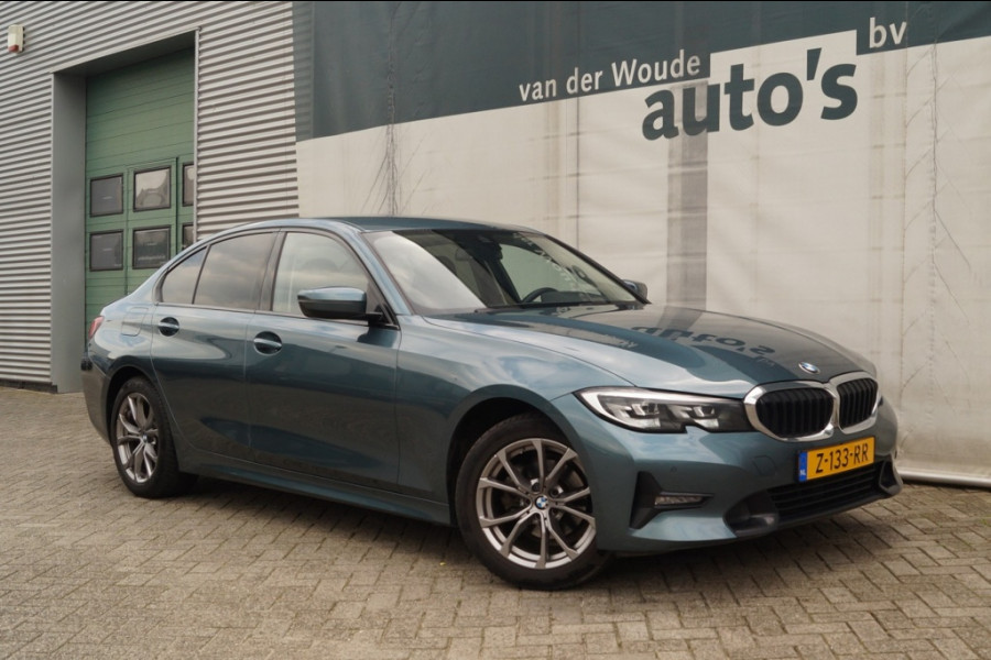 BMW 3-serie 316d Automaat Sportline Edition -LEER-LED-ECC-