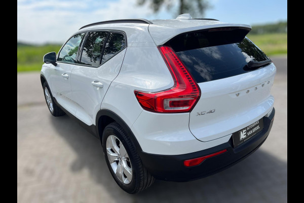 Volvo XC40 1.5 T3 Momentum 115KW / CAMERA / CLIMA / 59.200 KM / PDC / CRUISE