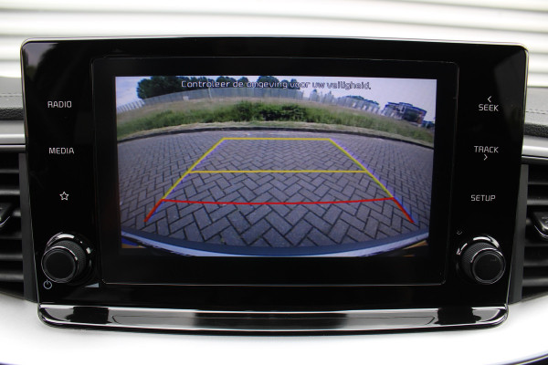 Kia Ceed Sportswagon 1.0 T-GDi Comfortline | 16" LM | Privacy Glass | Airco | Camera | Apple Carplay | Android Auto | Cruise | Stoel- Stuurverwarming |