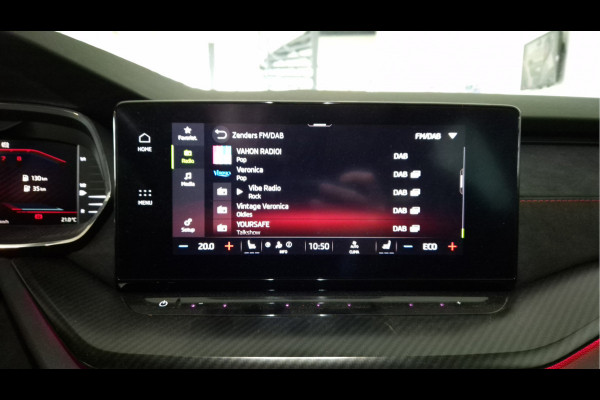 Škoda Octavia Combi 1.4 TSI RS iV PHEV Business Panorama dak | dodehoek detectie |Adaptieve cruise control |