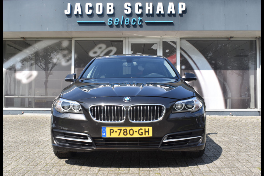 BMW 5 Serie 518d 200pk Executive / Schuifdak / Leder / Clima / Navi / Afn Trekhaak / 18" LMV