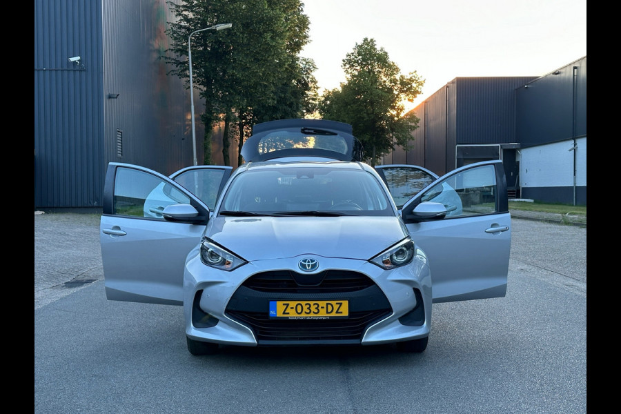 Toyota Yaris 1.5 Hybrid Active/AUTOMAAT/ CARPLAY