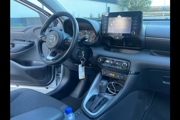 Toyota Yaris 1.5 Hybrid Active/AUTOMAAT/ CARPLAY