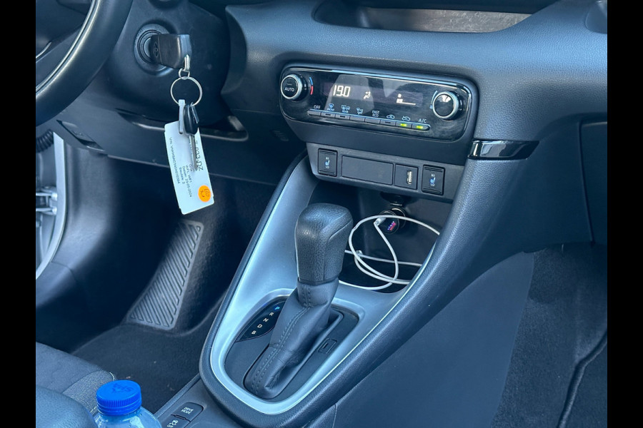 Toyota Yaris 1.5 Hybrid Active/AUTOMAAT/ CARPLAY