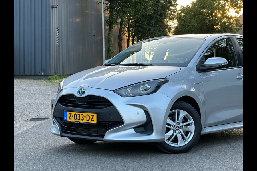 Toyota Yaris 1.5 Hybrid Active/AUTOMAAT/ CARPLAY