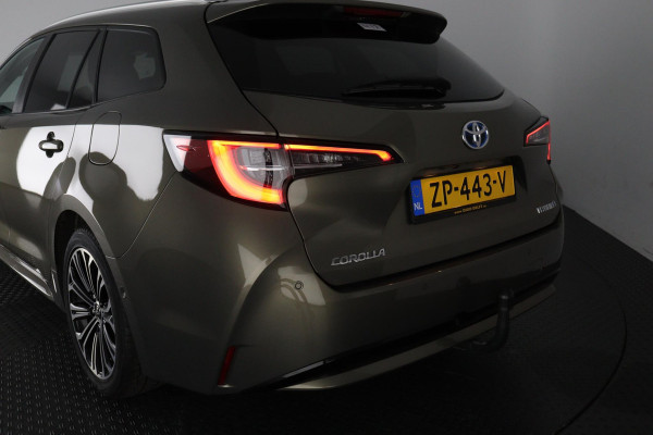 Toyota Corolla Touring Sports 1.8 Hybrid Dynamic | Navigatie | Trekhaak | Stoelverwarming | Parkeersensoren |