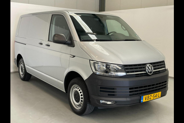 Volkswagen Transporter 2.0 TDI L1H1 Highline / Navi / Airco / PDC / Excl. BTW