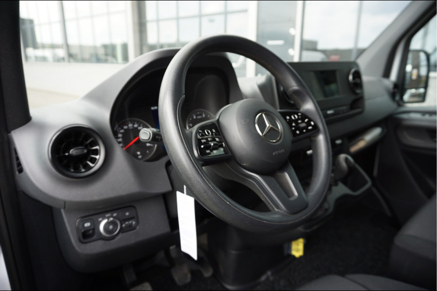Mercedes-Benz Sprinter 317 CDI L2 H2 MBUX / Camera / Carplay navigatie / Cruise control / Airco / 270 Graden achterdeuren