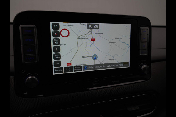 Hyundai Kona EV Premium 204pk 64 kWh Navigatie Trekhaak Stoelventilatie Camera 212