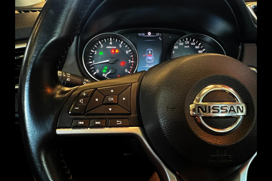 Nissan QASHQAI 1.2 Tekna + 3d Cam_Navi_Panorama_Half leder_Led