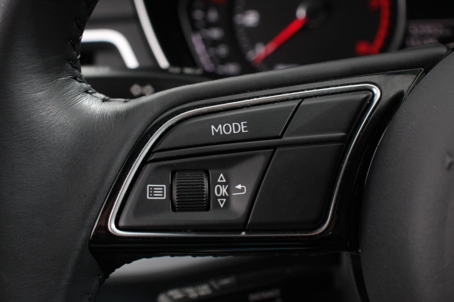 Audi A4 Avant 40 TFSI 190pk S-Tronic Advanced Prestige Tour Plus | Navigatie | Tour Pakket | Climate control | Digitale cockpit | Massage | Elektrische Achterklep | LED | Parkeersensoren | Adaptive Cruise controll