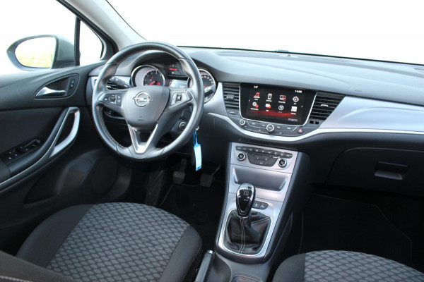 Opel Astra Sports Tourer 1.4 Online Edition