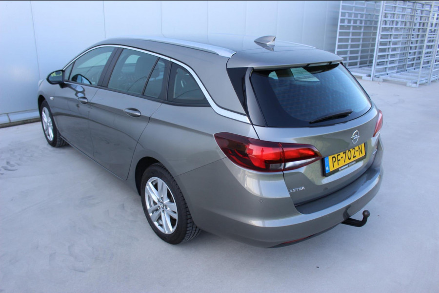 Opel Astra Sports Tourer 1.4 Online Edition