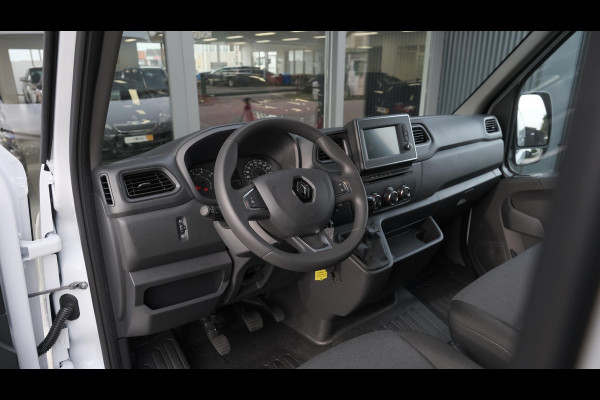 Renault Master T35 2.3 dCi 150 L2H2 Comfort | Eind Juli Leverbaar | Navigatie | Parkeersensoren | Airco | Cruise Control | Vloerplaat In Laadruimte