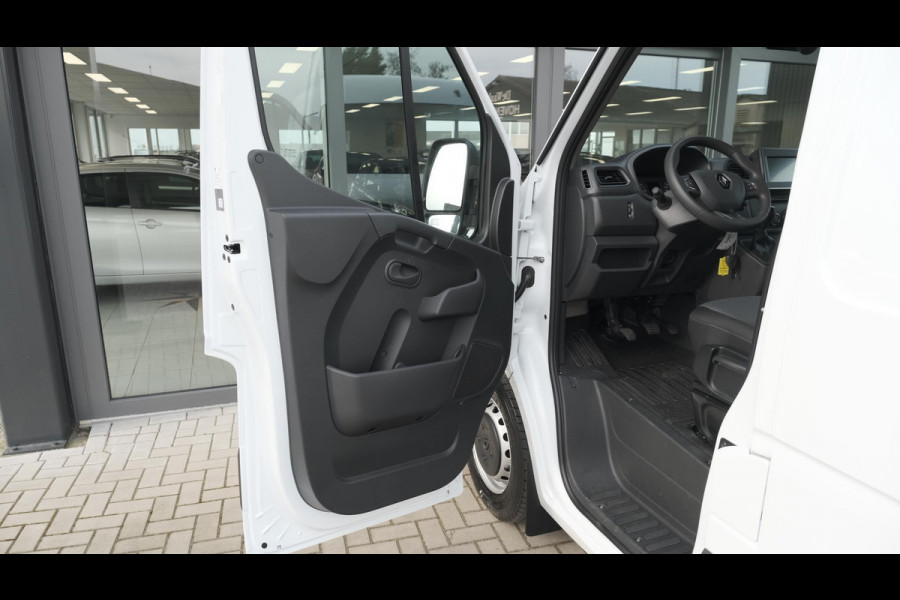 Renault Master T35 2.3 dCi 150 L2H2 Comfort | Eind Juli Leverbaar | Navigatie | Parkeersensoren | Airco | Cruise Control | Vloerplaat In Laadruimte