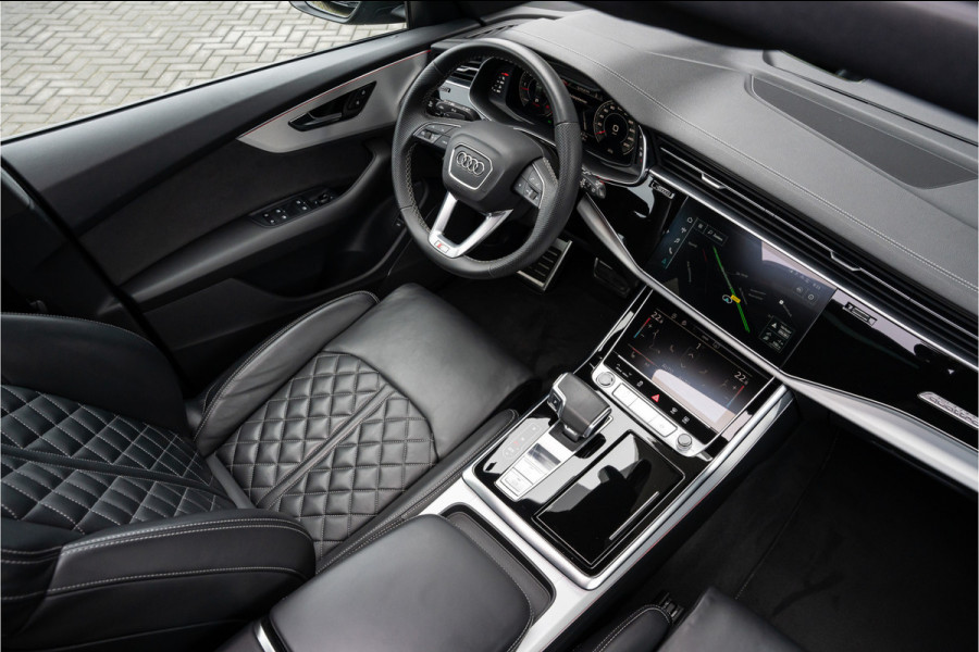 Audi Q8 45 TDI quattro 3x S-Line l Panorama l Luchtvering l RS-seats
