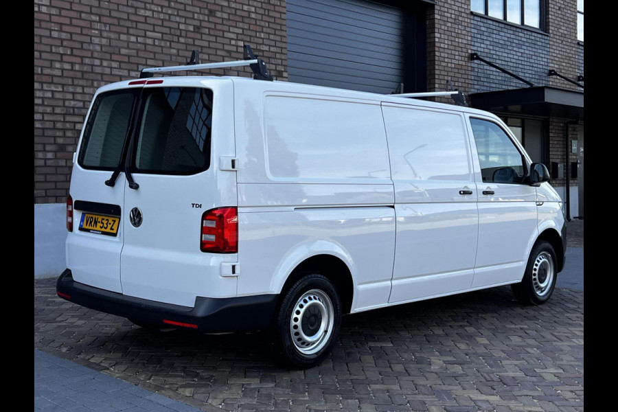 Volkswagen Transporter 2.0 TDI L2H1 / 102 PK / Airco / 3 Pers. / Bij 100.998 KM Beurt gehad + Remmen vervangen