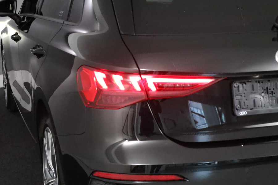 Audi A3 Sportback 40 TFSI e Edition 204 pk S-Tronic | Navigatie via App | Parkeersensoren achter | LED koplampen | Keyless |