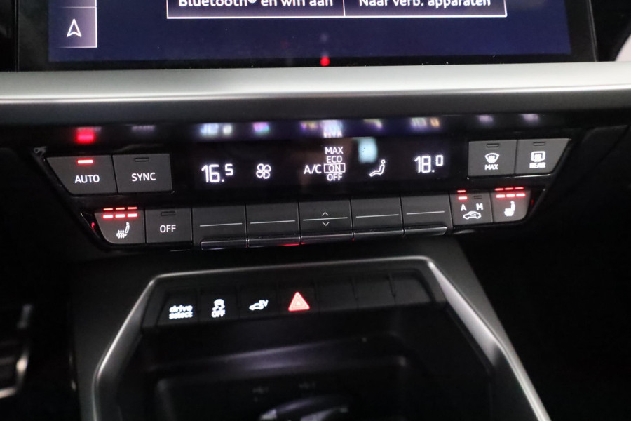 Audi A3 Sportback 40 TFSI e Edition 204 pk S-Tronic | Navigatie via App | Parkeersensoren achter | LED koplampen | Keyless |