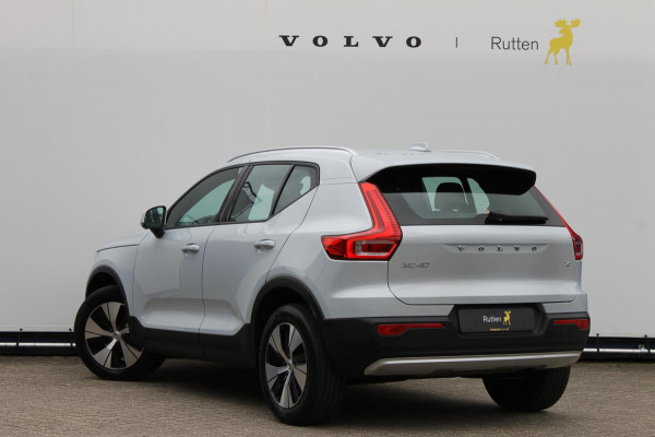 Volvo XC40 T4 190PK Momentum Pro Adaptieve cruise control / verwarmbare voorruit / 18" lichtmetalen velgen / Stoelverwarming / Stuurwielverwarming / ECC / Blis / Keyless entry / Standkachel