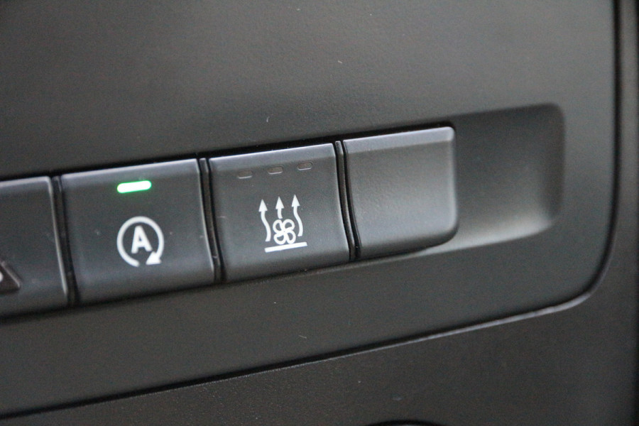 Mercedes-Benz Vito 220PK CDI | Aut. | XL | 4Matic | 2x Schuifdeur | Standkachel | Airco..