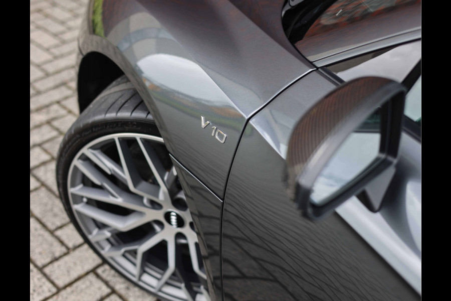 Audi R8 5.2 FSI Quattro V10 Plus *Dealer odh*Carbon*Magnetic Ride*Keramisch*