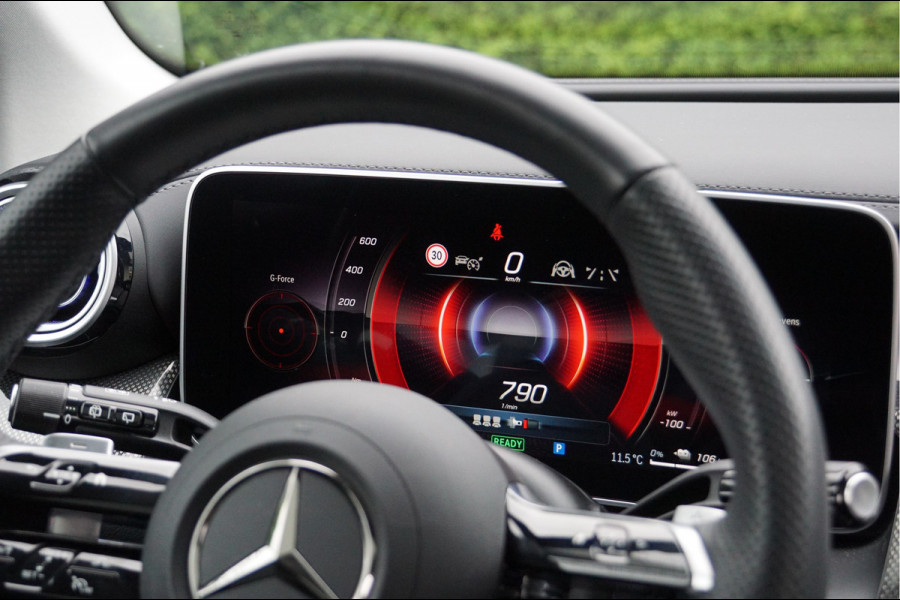 Mercedes-Benz GLC GLC 300 e 4M AMG Line Night | Panorama Trekhaak Memory Multibeam
