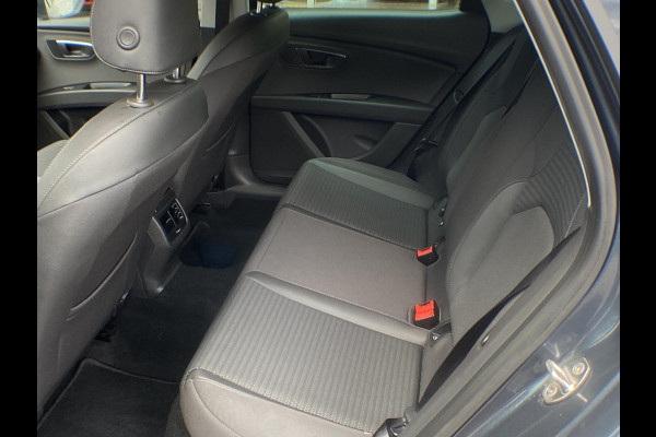 Seat Leon 1.5TSI ACT Xcellence - Navigatie I Airco I PDC I LED I Sport pakket I 94.0000 KM - Dealer onderhouden