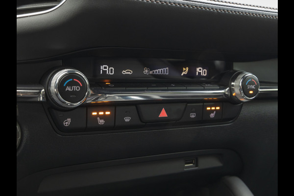 Mazda 3 2.0 e-SkyActiv-X 180 - ACC - Elektrische Stoel - 360 Camera - Stoel+Stuurwielverwarming