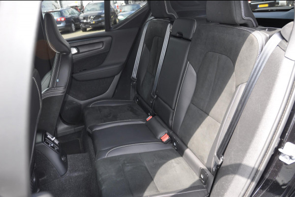 Volvo XC40 T5 262PK Automaat Recharge R-Design / Adaptieve cruise control / Keyless entry / Elektrische stoelen met geheugen / Parkeersensoren met camera / Elektrische achterklep / semi elektrische achterklep