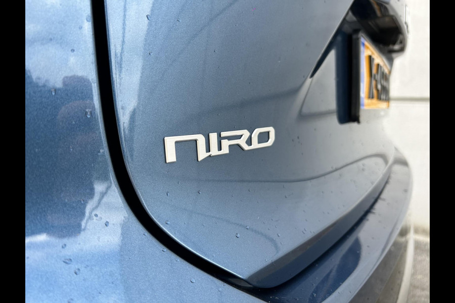 Kia Niro 1.6 GDi Hybrid ExecutiveLine Automaat | Schuif-/Kanteldak | Leder | Harman/Kardon | 18” Velgen | Stoelverkoeling | Camera | Navi | Stuur-/Stoelverwarming | Clima | Key-Less | Apple CarPlay/Android Auto | PDC | Cruise | LED |