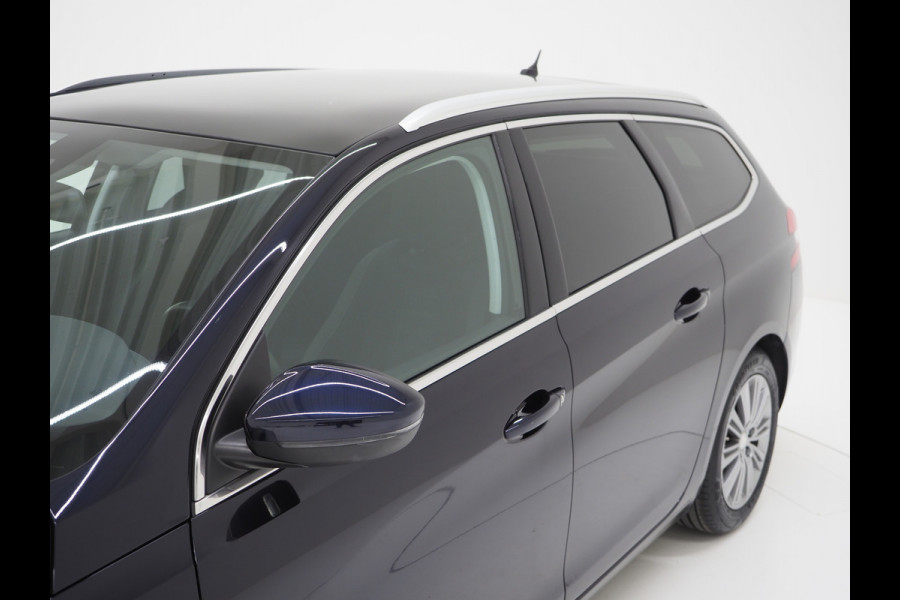 Peugeot 308 SW 1.2 PureTech Blue Lease Premium | Panoramadak | Carplay | Camera | Trekhaak