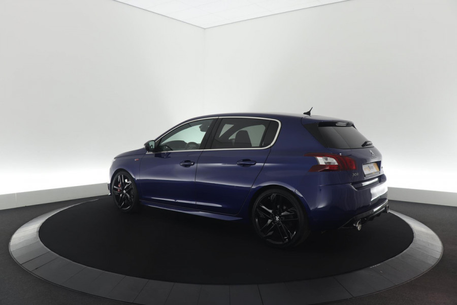 Peugeot 308 1.6 TURBO GTi 270 pk | Leer-Alcantara | Panoramadak  | Parkeersensoren | Navigatie | DAB+ | Denon soundsystem | 19 Inch Velgen | LED