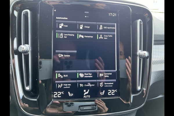 Volvo XC40 1.5 T5 Recharge Inscription Adaptive cruisecontrol TREKHAAK WEGKLAPBAAR