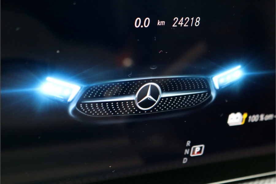 Mercedes-Benz A-Klasse 250 e AMG Line Aut8 | Camera | Sfeerverlichting | Cruise Control | Spoorassistent | Zitcomfortpakket | High Perf. LED |