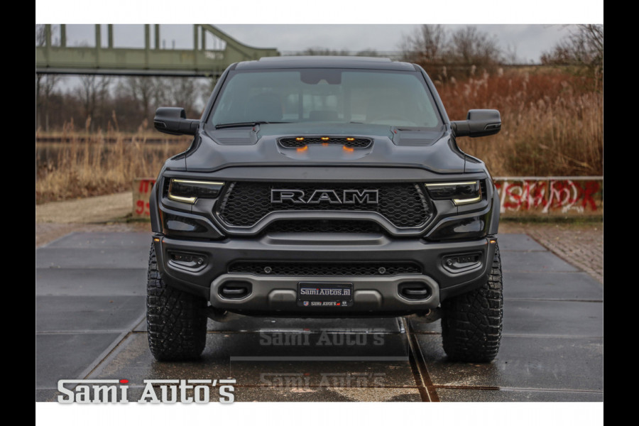 Dodge Ram 1500 TRX FINAL EDITION 2024 | 6.2 V8 712PK HELLCAT | BOM VOL | CARBON | CREW CAB | GRIJSKENTEKEN | 5 PERSOONS | DC | DUBBELE CABINE | VOORRAAD NR 2120 - 4416