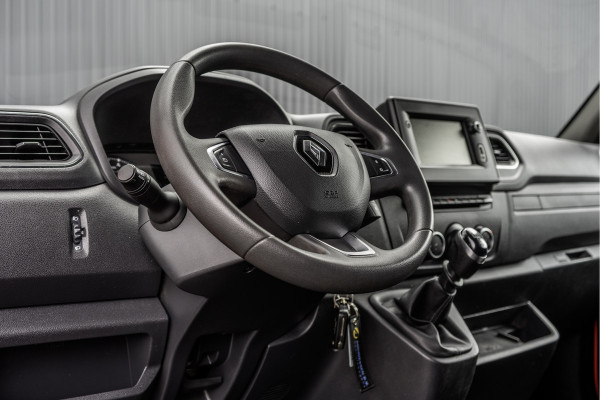 Renault Master 2.3 dCi Bakwagen met laadklep | 3500 KG Trekgewicht | Euro 6 | Cruise | Camera